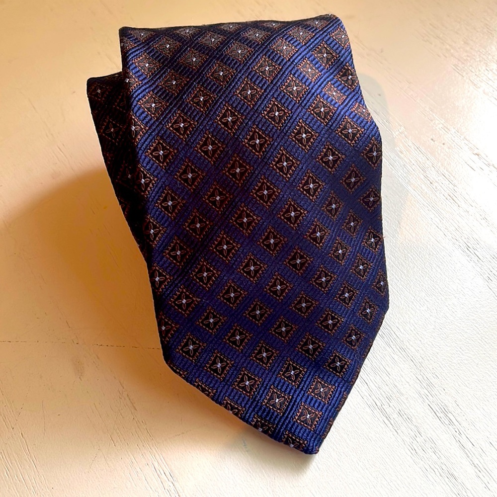 Robert Talbott Silk Tie made in USA Staple Geometric Navy Blue Luxe Summer